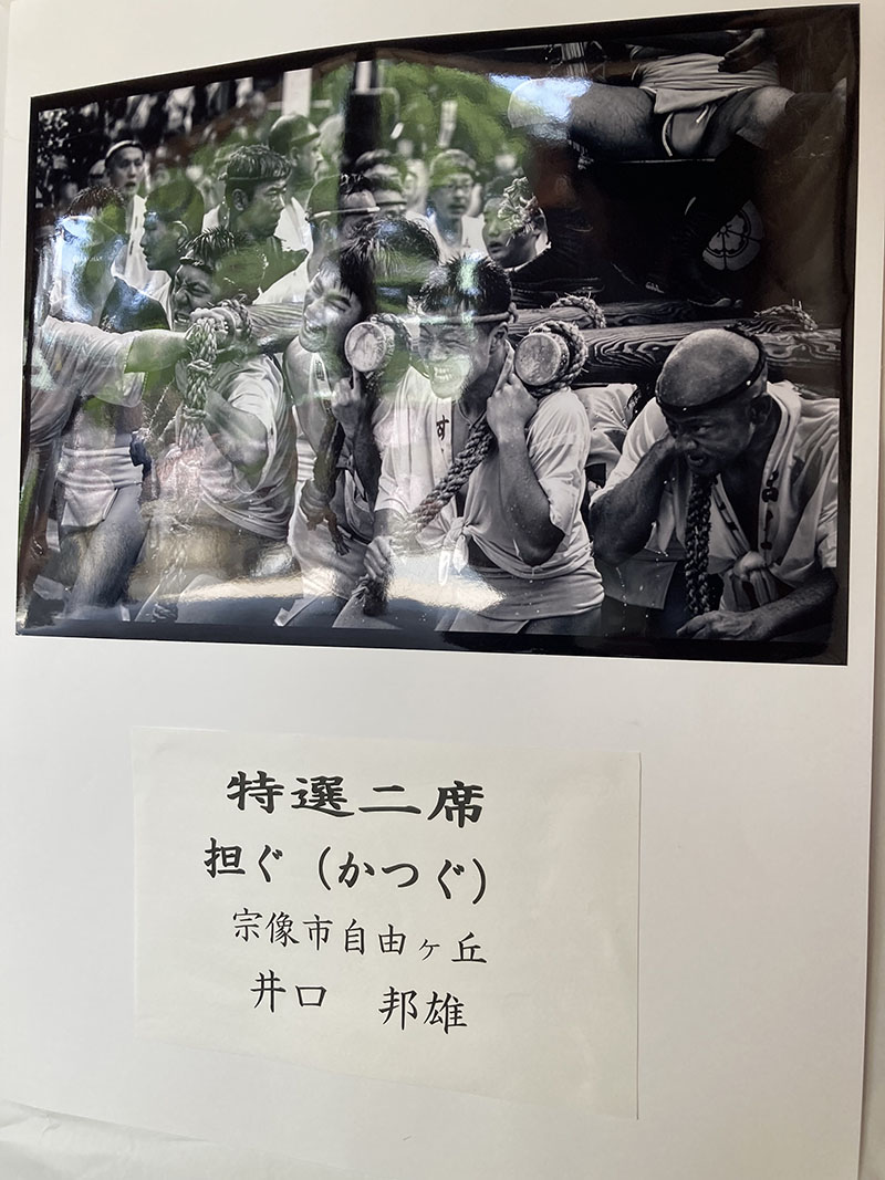 櫛田神社と上川端商店街の写真コンテスト入賞作品の展示が行われてい 